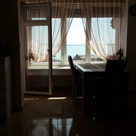 Sea View 아파트