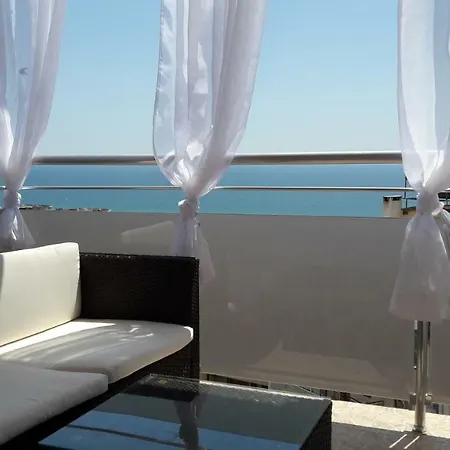 Sea View 아파트 *